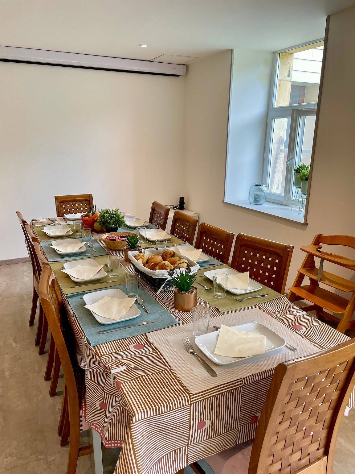 Chambres d’hôtes « La Simple » pour 2 personne avec piscine et au calme in Valojoulx, Périgord Noir