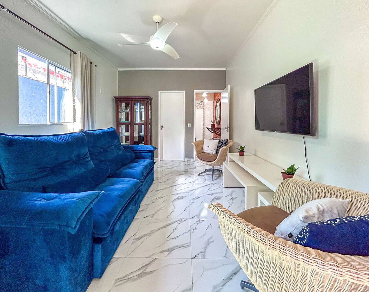 Casa c ótima localização e Wi-Fi em Bertioga/Sp in Praia Indaiá, Bertioga