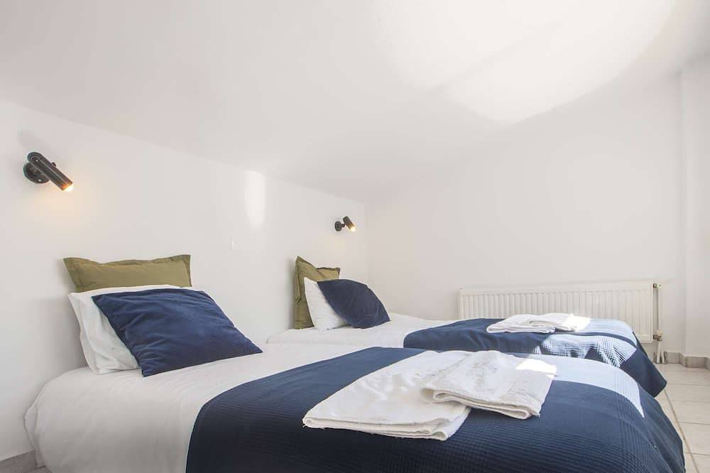 Apartamento entero, Alterra Vita Apartments: Apartment with Attic and sunset view in Neos Marmaras, Sithonia Peninsula