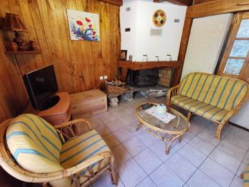 Gîte pour 5 Personnes dans Courniou, Parc naturel régional du Haut-Languedoc, Photo 4