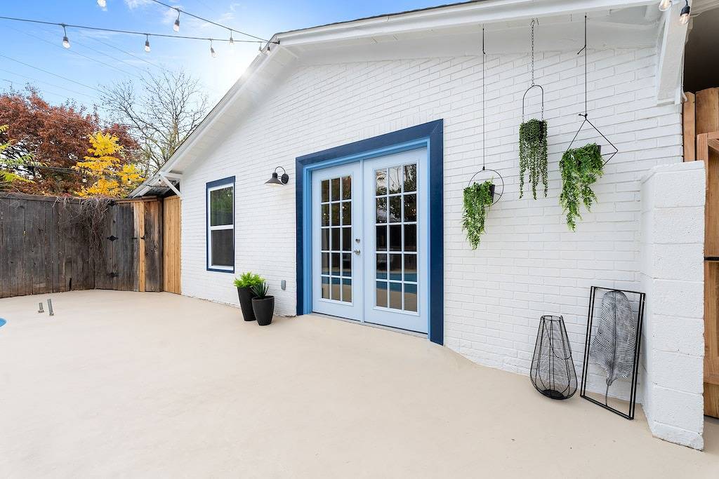 Pool House Paradise - 1Bd / 1 Bath - Near Ttu in Lubbock, Lubbock County