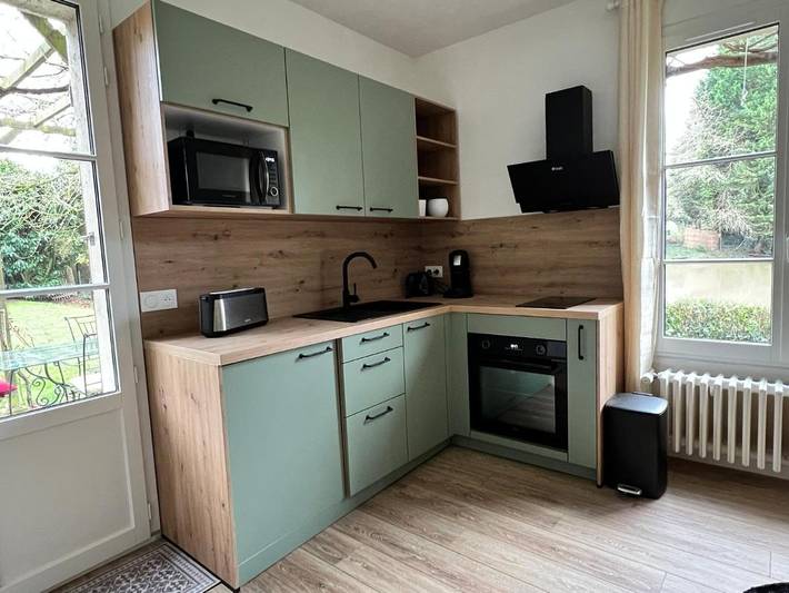 Gîte pour 4 personnes, avec vue ainsi que jardin et vue sur le lac, animaux acceptés à Fontenay-le-Fleury - 4