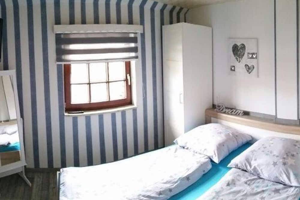 Ganze Wohnung, Ferienwohnung Kajüte - Deichhuus Netty in Fedderwardersiel, Butjadingen