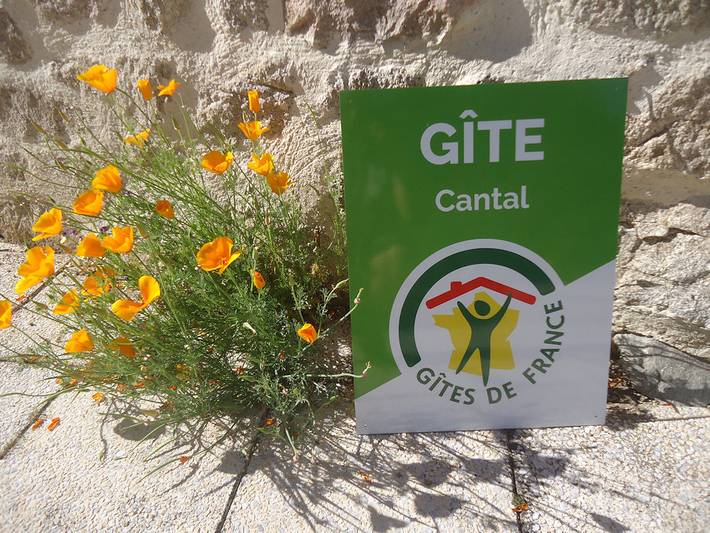 Gîte pour 5 personnes, avec terrasse et jardin dans le Cantal - 3
