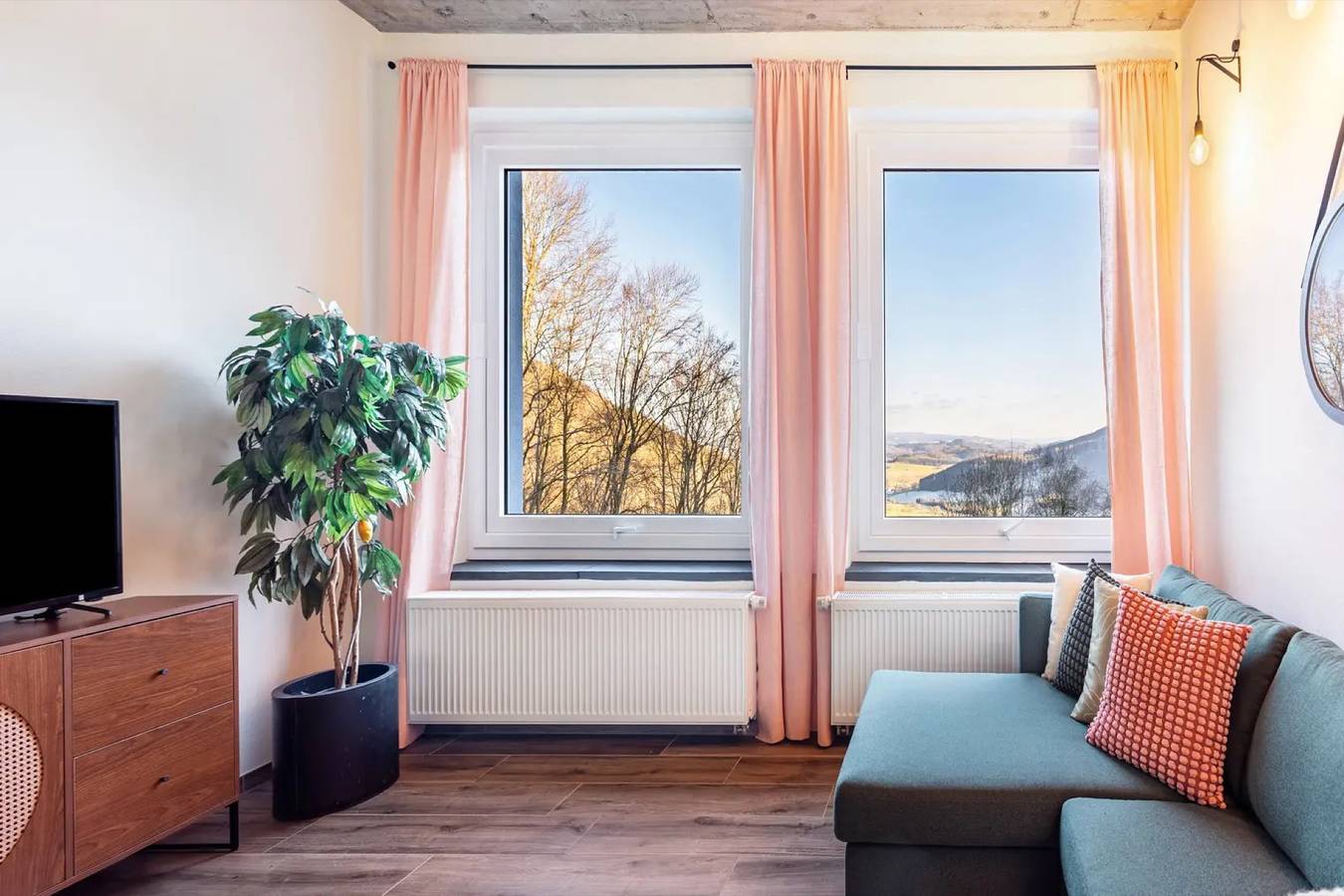Ganze Wohnung, Apartment 'Antonia' mit Bergblick, gemeinsamer Terrasse und Wlan in Eslohe, Hochsauerlandkreis