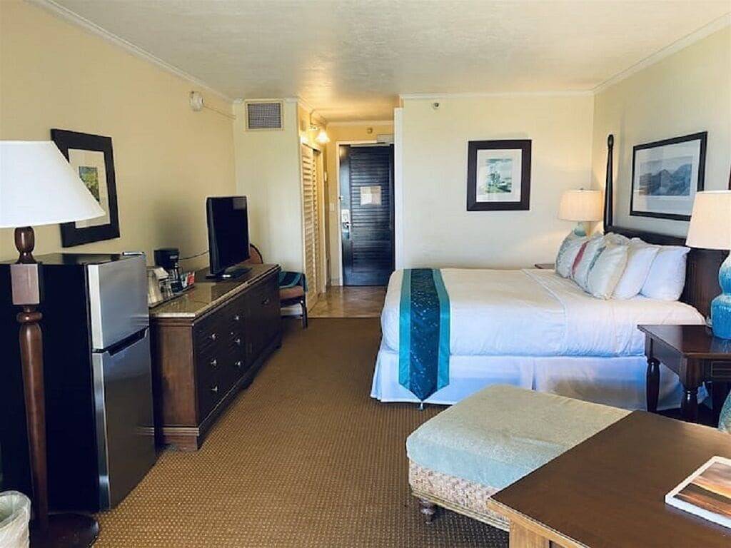 Ganze Wohnung, Stunning Oceanview Room, Beachfront Resort, 4 Pools, 2 Jacuzzis, Restaurants in Kauai Beach Resort, Kauai