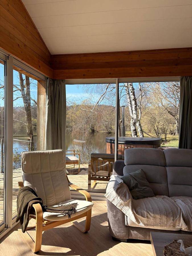 Maison d’hôte pour 7 personnes, avec Jacuzzi et Terrasse ainsi que Jardin et Sauna