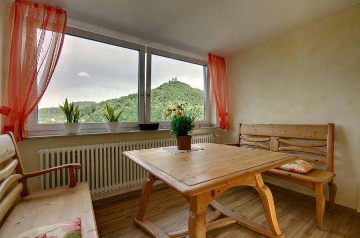Ferienwohnung für 4 Personen, mit Balkon und Ausblick