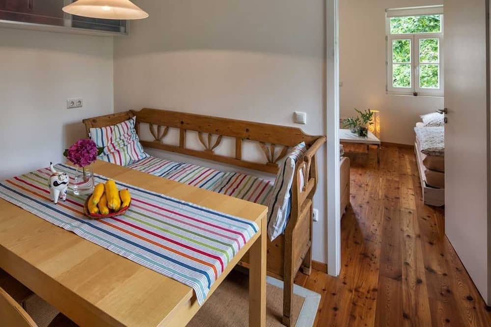 Ganze Wohnung, Gästehaus im denkmalgeschützten Fachwerkhof - Haus in Bewegung - in Neunkirchen-Seelscheid, Rhein-Sieg-Kreis