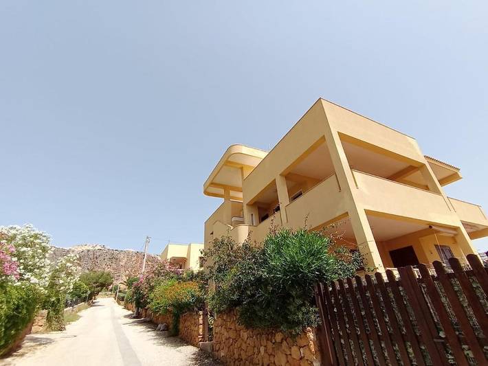 Gîte pour 2 personnes, avec jardin en Sicile - 4