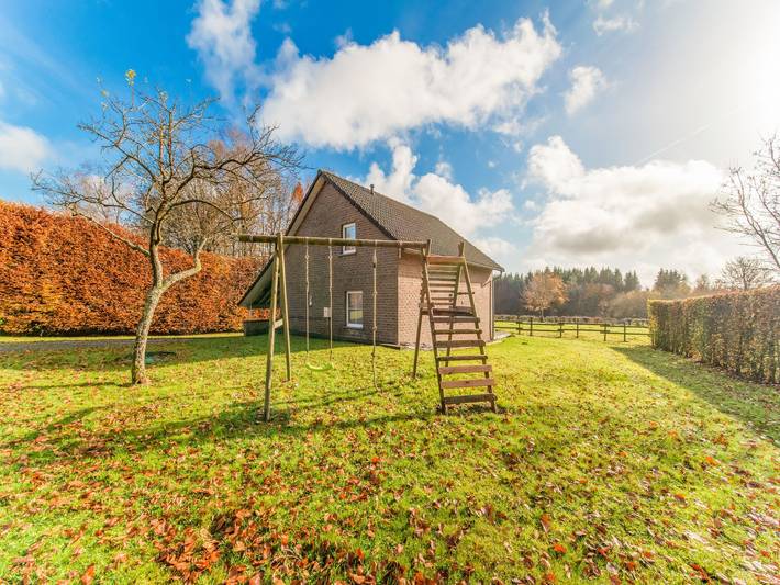 Maison de vacances pour 6 personnes, avec jardin, animaux acceptés dans Robertville