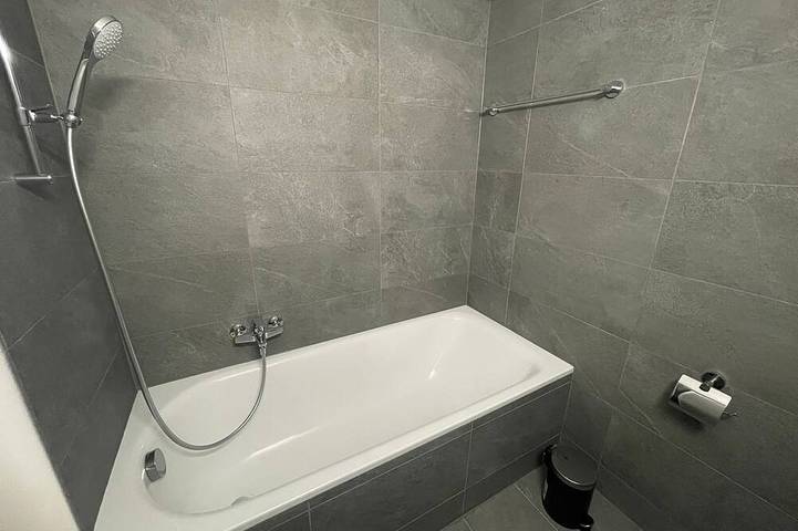 Appartement entier, Book2stay 2-room apartment #7 Altmann up to 4 people in St. Gallen, Zurich Prealps