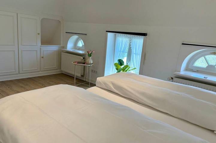 Ganze Wohnung, 2 Jan: 65qm auf 2 Ebenen (Eg und Og) für bis zu 3 Personen mit eigener Terrasse in Keitum, Sylt (Gemeinde)