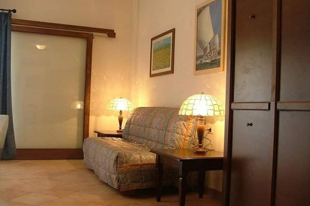 Ganze Wohnung, Residence Dolores Castle - Studio Apartment with Balcony in Campo nell'Elba, Elba