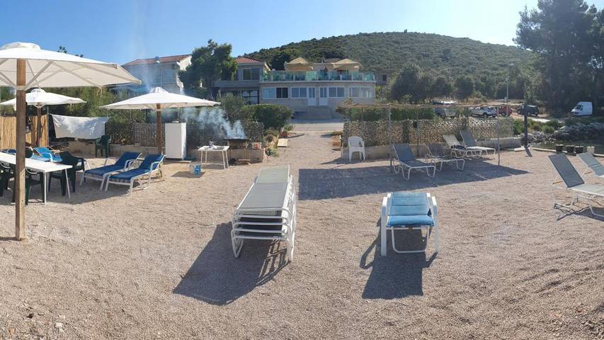 Appart’hôtel pour 4 personnes, avec jardin et vue