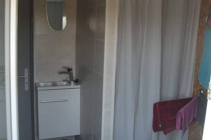 Gîte pour 2 personnes à Sainte-Gemme-la-Plaine - 4