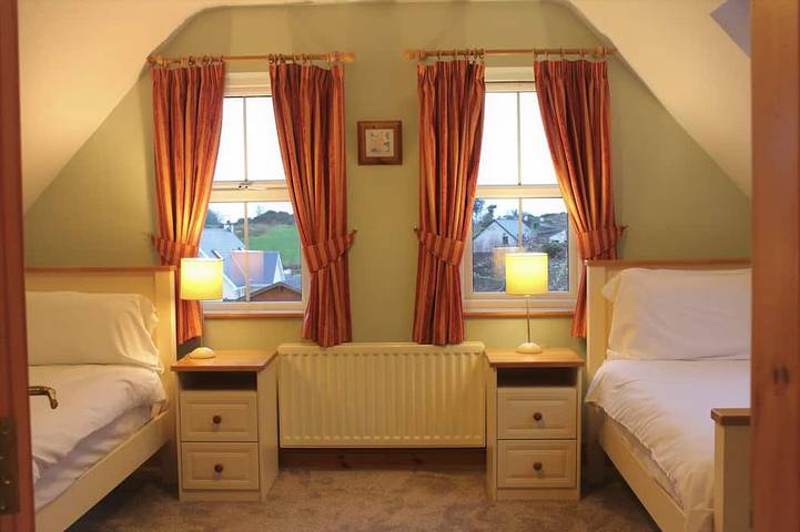 Ferienhaus für 7 Personen, mit Terrasse und Garten sowie Whirlpool in County Donegal - 4