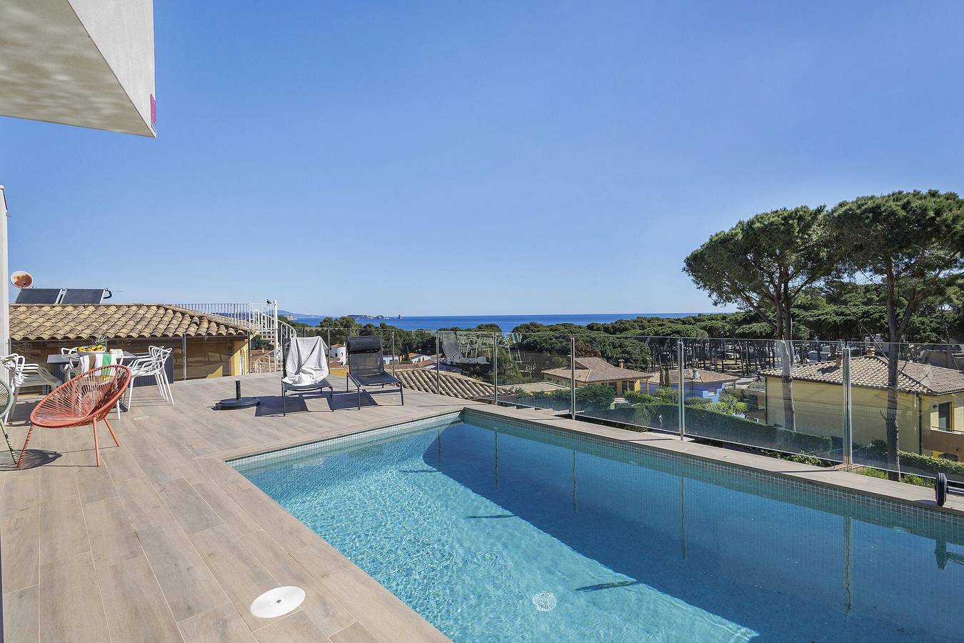 Villa mit Pool, Klimaanlage und Meerblick in Pals, Costa Brava