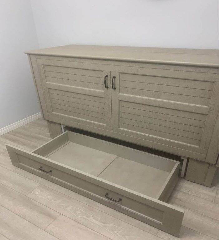 Ganze Wohnung, Spacious/Quiet 2bdrm, 2 bath with Mountain Views/Pool/Hot Tub/7night Disc! in Radium Hot Springs, Kootenay-Nationalpark