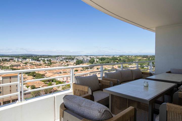 Gîte pour 9 personnes, avec balcon/terrasse et jacuzzi dans Casino de Valras Plage - 2