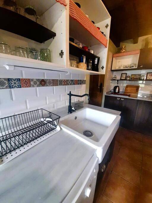 Casa de vacaciones para 8 personas, con Balcón y Jacuzzi además de Terraza y Vistas en Comarca de Oriente - 4