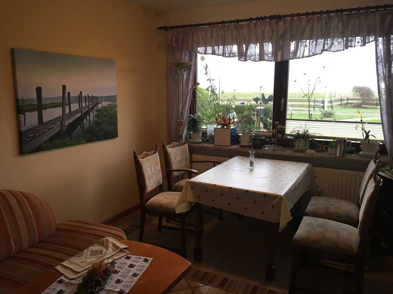 Ganze Wohnung, Ferienwohnung 'Seewind' mit Gemeinschaftsterrasse und Garten in Nordstrand (Gemeinde), Nordstrand
