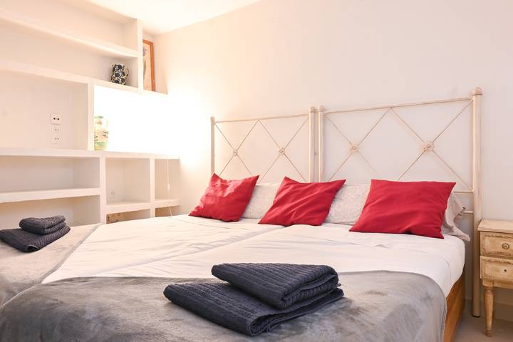 Ganze Wohnung, M Apartamento con jardín Hispanoaméric in Chamartín (Madrid), Madrid
