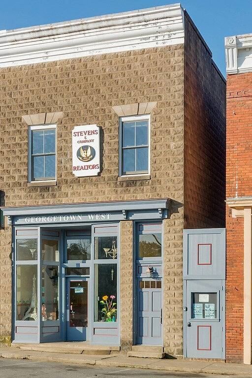 Ganze Wohnung, Studio Loft Apartment in der historischen Innenstadt von Crozet - alles Crozet zu Fuß in Crozet, Albemarle County