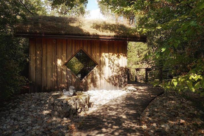 Tente pour 2 personnes, avec terrasse dans l' Ain - 4