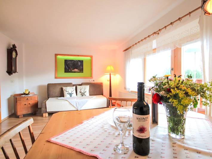 Ferienwohnung für 4 Personen, mit Balkon/Terrasse und Balkon sowie Terrasse und Garten in Kaunerberg - 2