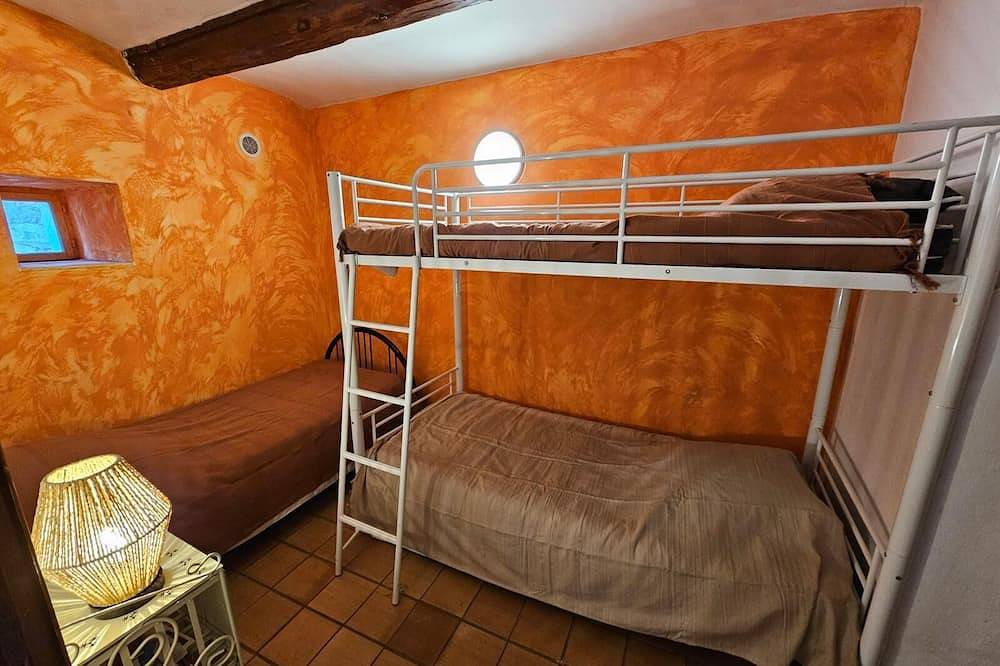 Entire apartment, Domaine de Bagard - Gîte l'Arche 64m² 5/8 pers Terrasse in Sauve, Le Vigan region