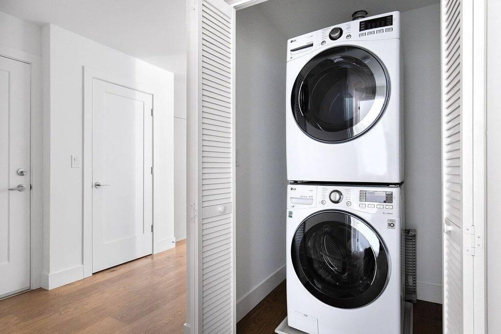 Ganze Wohnung, Dreamy Menlo Park 2Br w/ Pool, W/D, Gym, near 82, 101, 280, by Blueground in Menlo Park, Silicon Valley