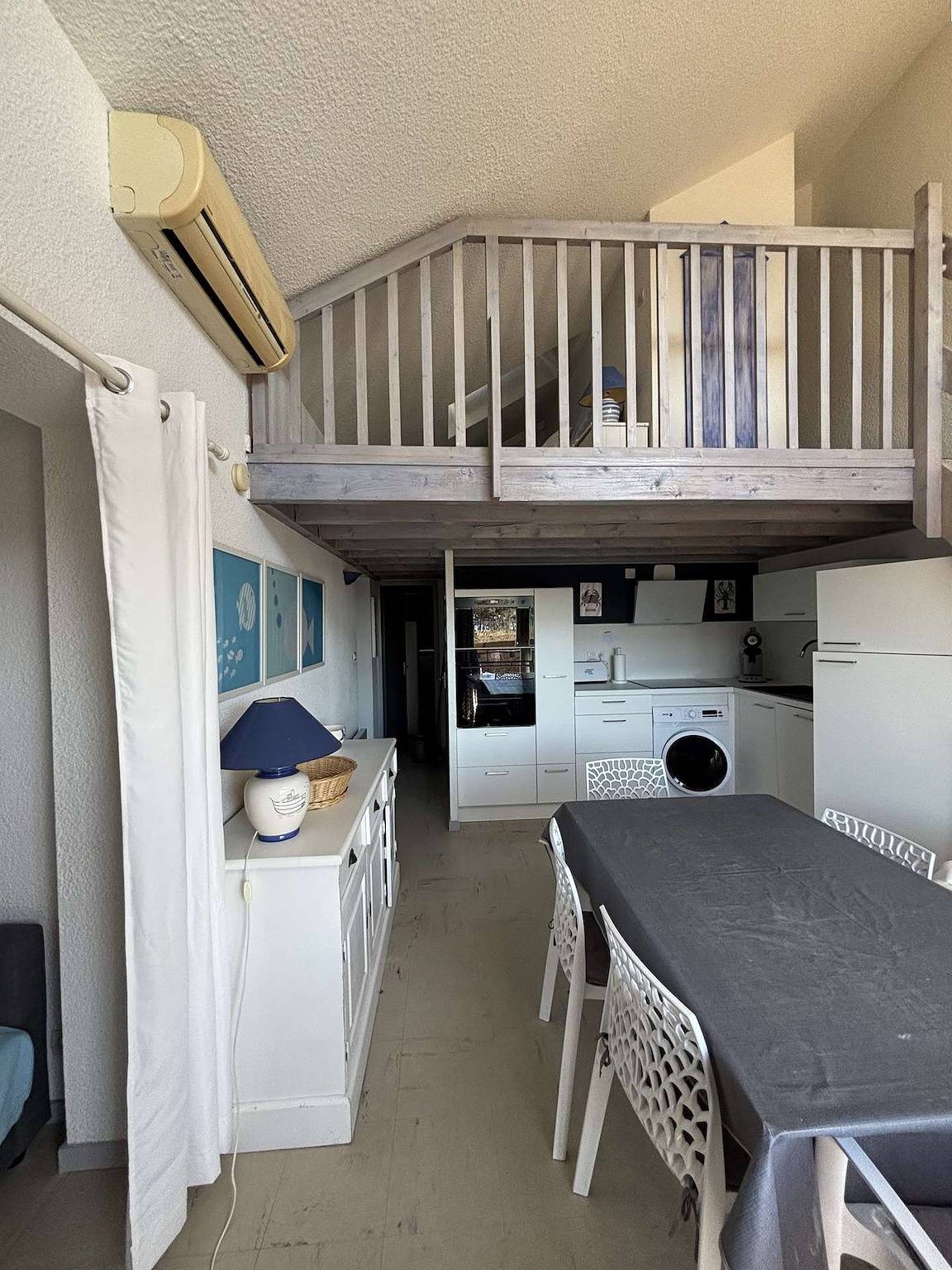 Apartamento vacacional entero, Nice apartment for 5/6 people with lake view in Hourtin, Parque natural regional del Médoc