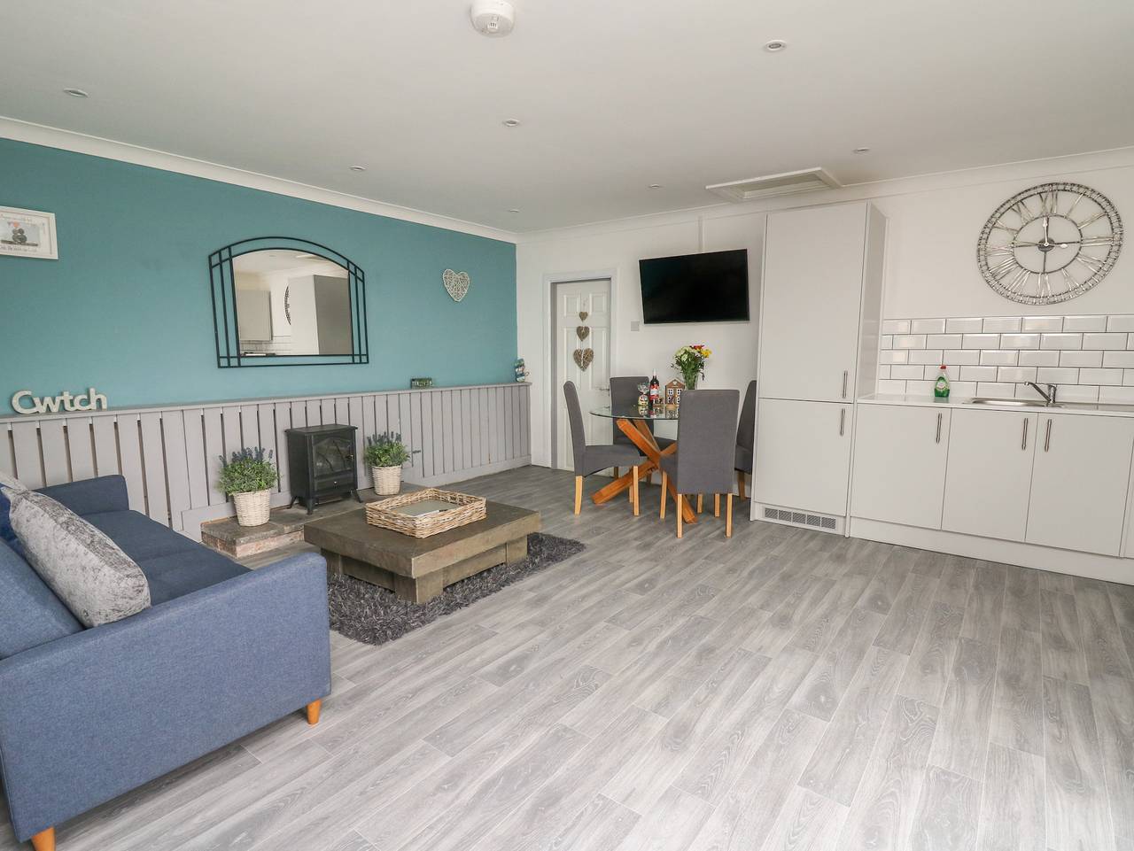 Ty Cwtch in Carmarthenshire