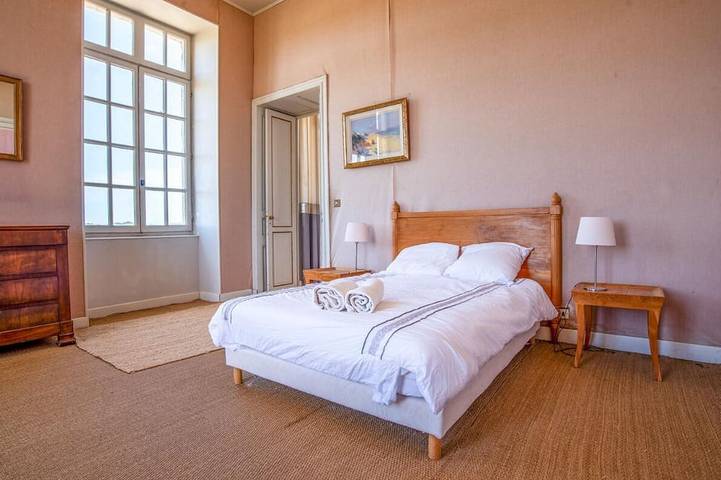 Location de vacances pour 16 personnes, avec jacuzzi et jardin à Saint-Colomb-de-Lauzun - 2