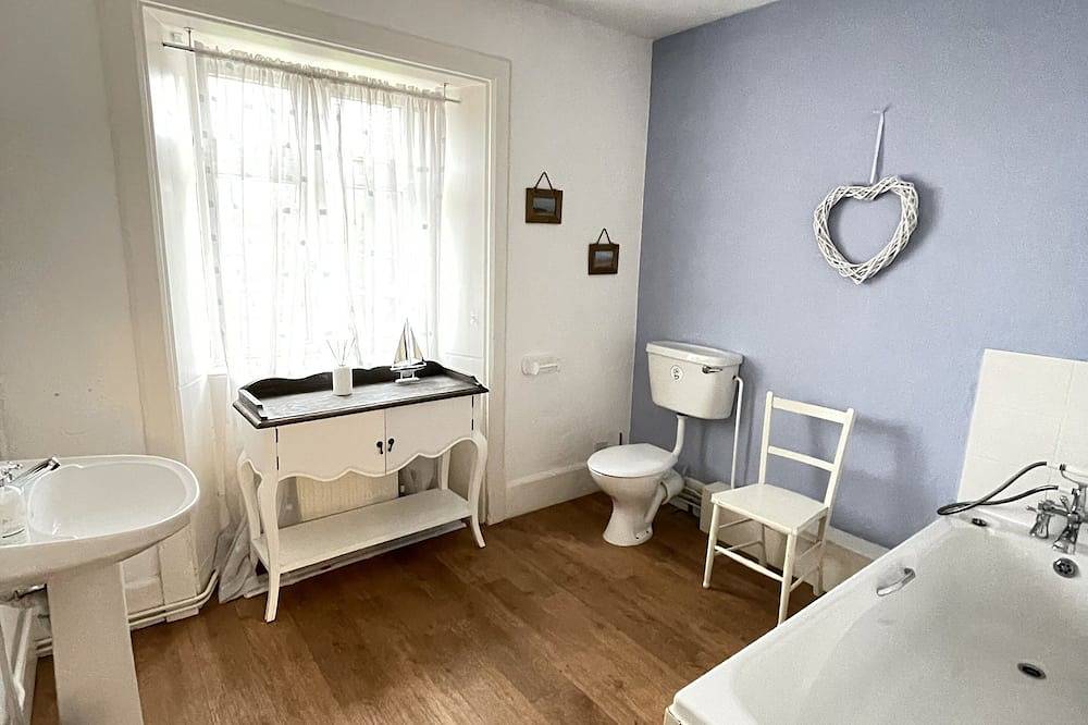 Entire apartment, Apartment 1, The Old Vicarage in Old Hunstanton, Norfolk Coast