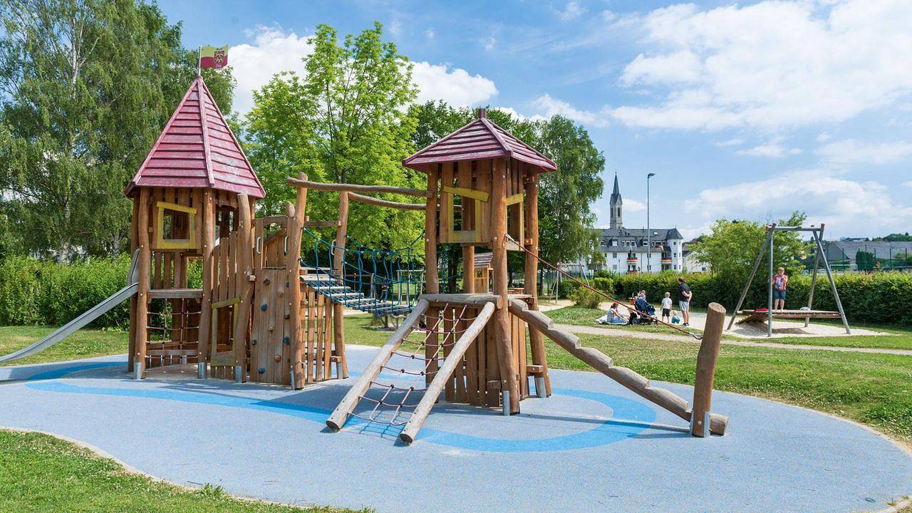 Geheel vakantieappartement, Ferienwohnung für 5 Personen (100 m²) in Diez in Diez, Lahn-Taunus