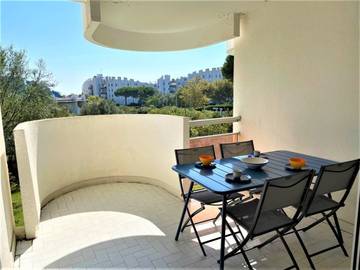 Gîte pour 4 personnes, avec balcon dans Le Couchant