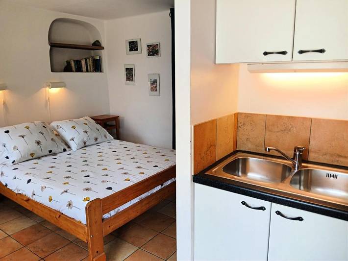 Apartamento de vacaciones para 2 personas, con vistas y jardín - 1