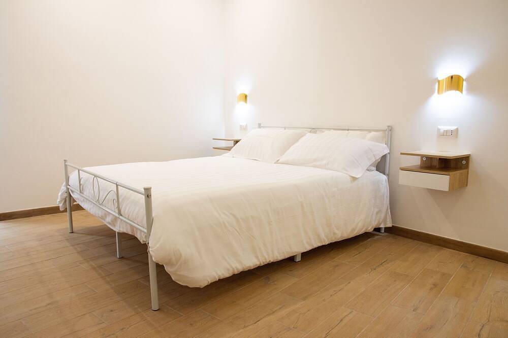 Ganze Wohnung, Mimì's House: Comfort in the Medieval Village of Nettuno in Nettuno, Rom Provinz
