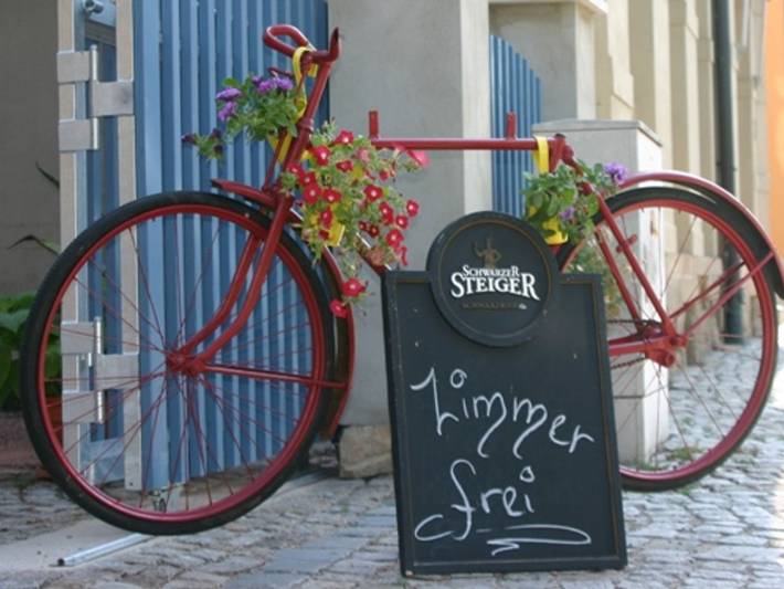 Hotel für 2 Personen, mit Garten und Whirlpool in Sächsisches Elbland - 2