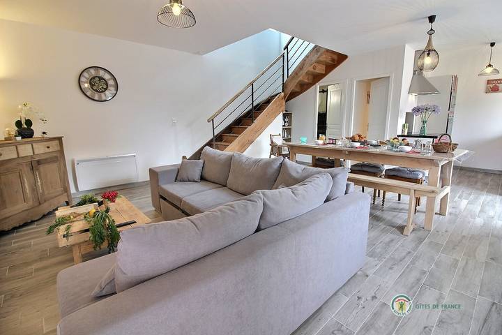 Gîte pour 6 personnes, avec jardin et terrasse