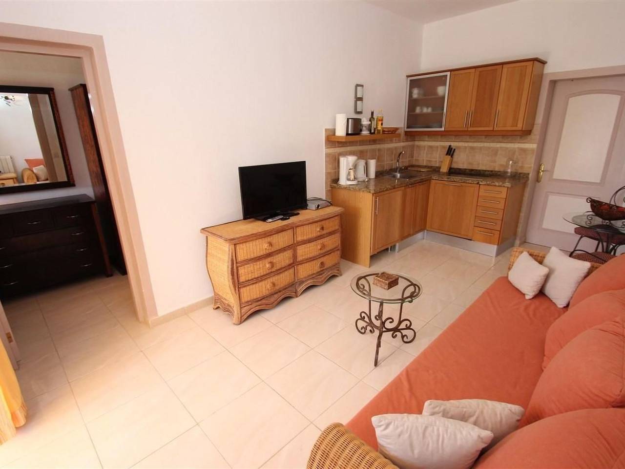 Apartamento entero, Moderne Ferienwohnung Colibri mit Terrasse in Chío, Guía de Isora