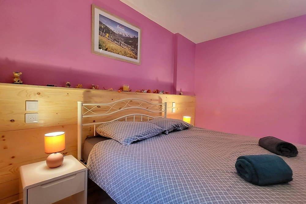 Ganze Wohnung, Comfortable 6-person apartment in Glières-Val-de-Borne, Region Bonneville