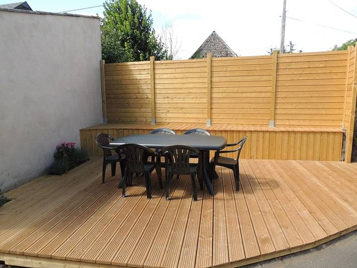 Gîte pour 5 personnes, avec terrasse à Olby - 3