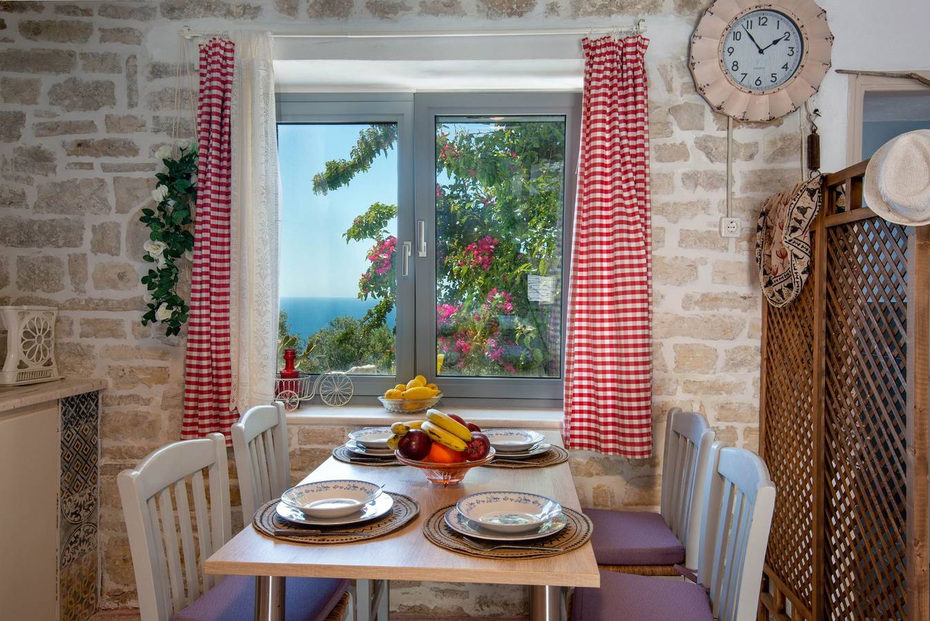 Entire apartment, Dora in Paxos