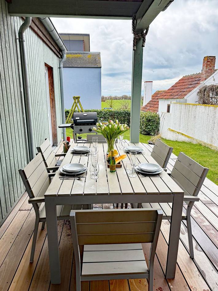 Ferienhaus für 4 Personen, mit Balkon und Terrasse sowie Garten in Meeschendorf