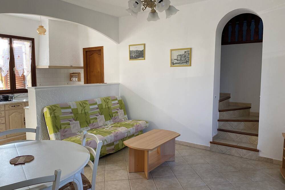 Ganze Wohnung, 4/6-person apartment with garden area in Folelli, Penta-di-Casinca