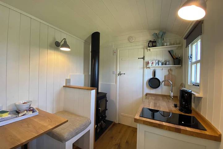 Sheldon Shepherd's Hut - Cosy Rural Retreat in the Peak District National Park in Sheldon (Derbyshire), Derbyshire
