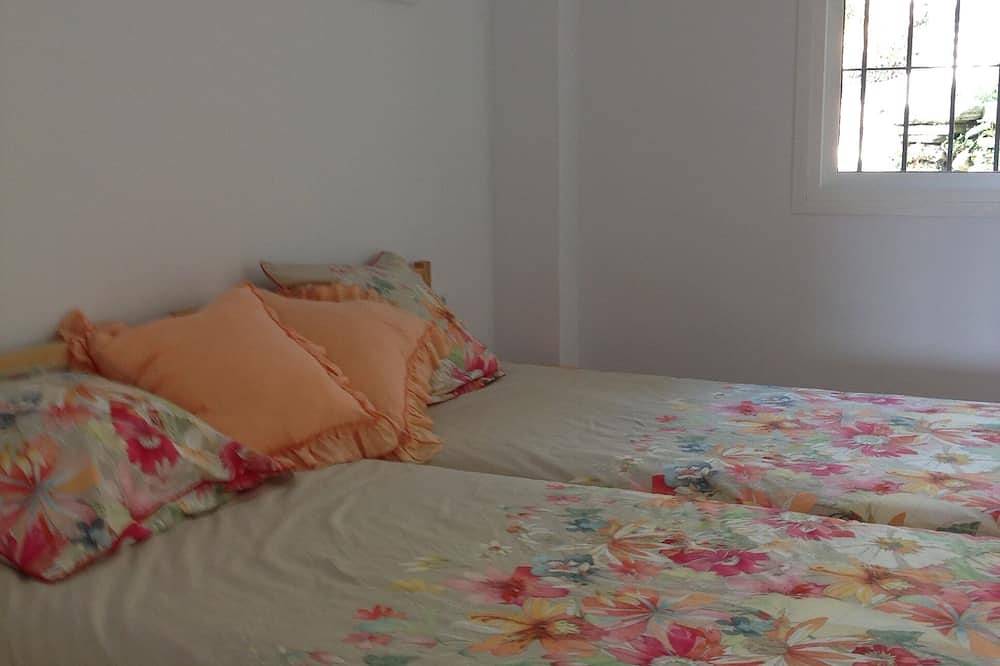 Encantadora villa andaluza en un barrio tranquilo y verde in Estepona, Costa del Sol